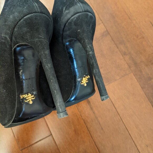 Prada women's black suede heels in size 37 - Picture 8 of 11